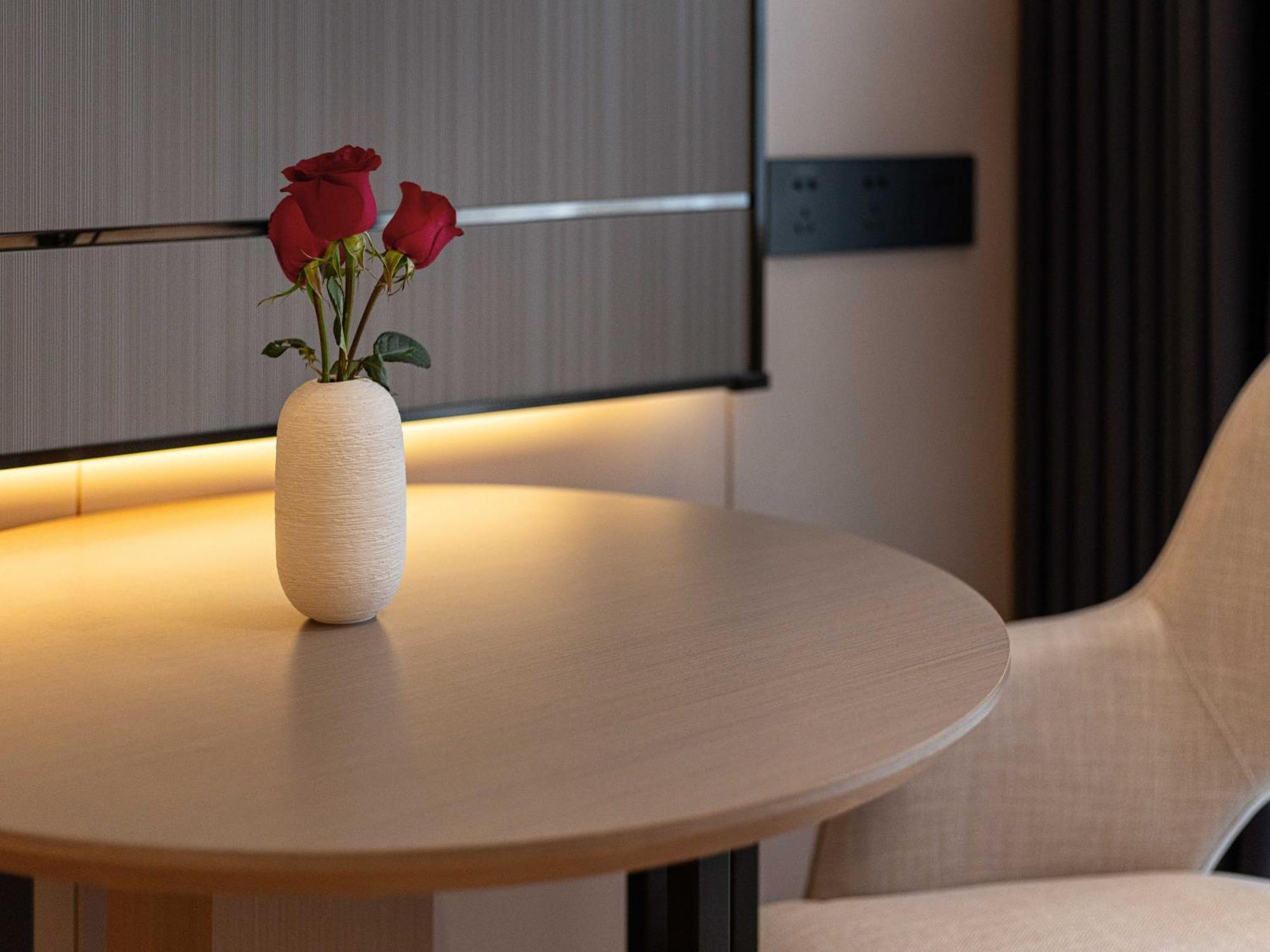 Lavande International Hotel Guangzhou Taikoo Hui Square Shipaiqiao Metro Station Branch - Free Shuttle Bus To Canton Fair Complex During Canton Fair Period & Free Vpn Internet Access Bagian luar foto