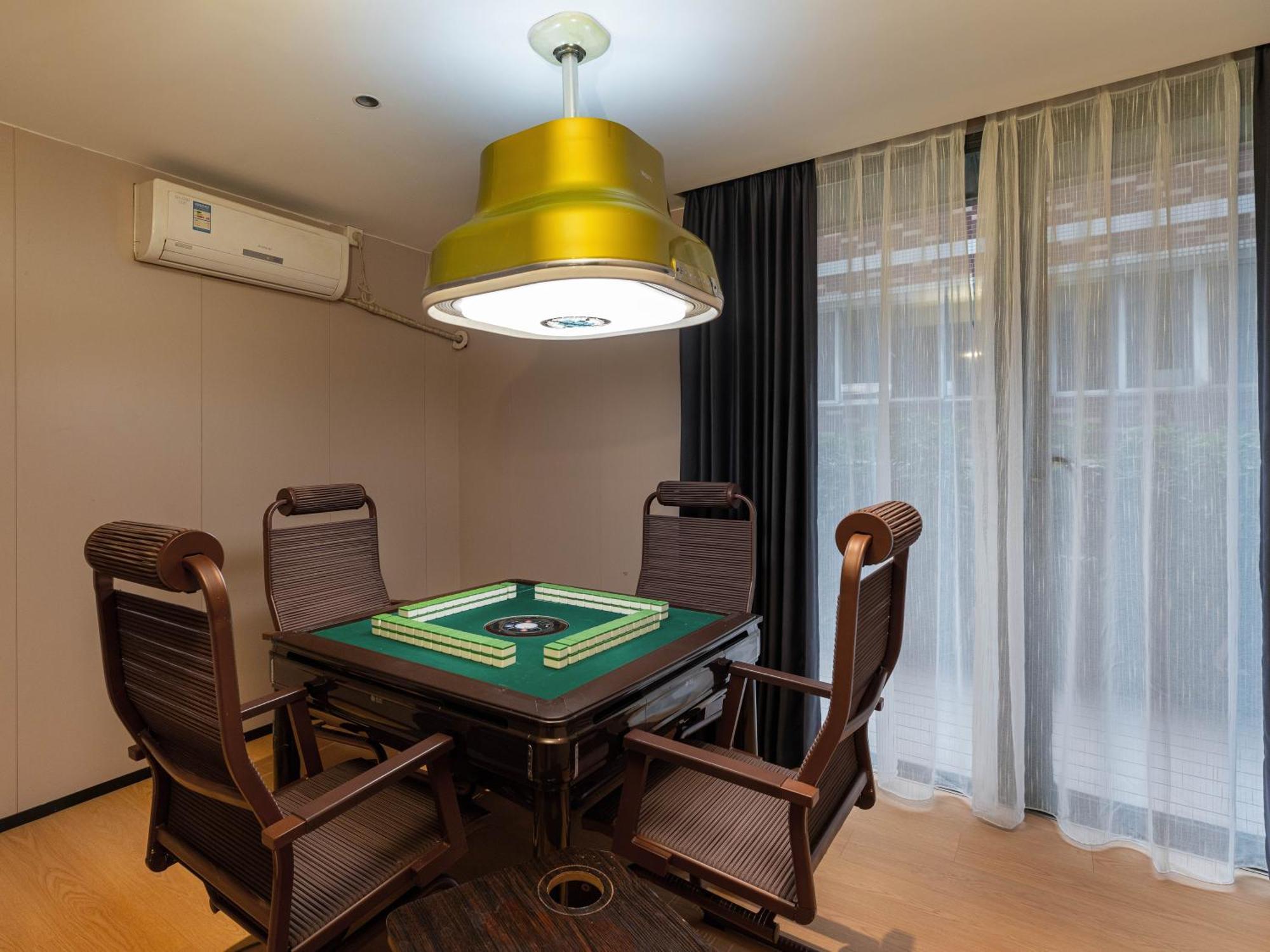 Lavande International Hotel Guangzhou Taikoo Hui Square Shipaiqiao Metro Station Branch - Free Shuttle Bus To Canton Fair Complex During Canton Fair Period & Free Vpn Internet Access Bagian luar foto