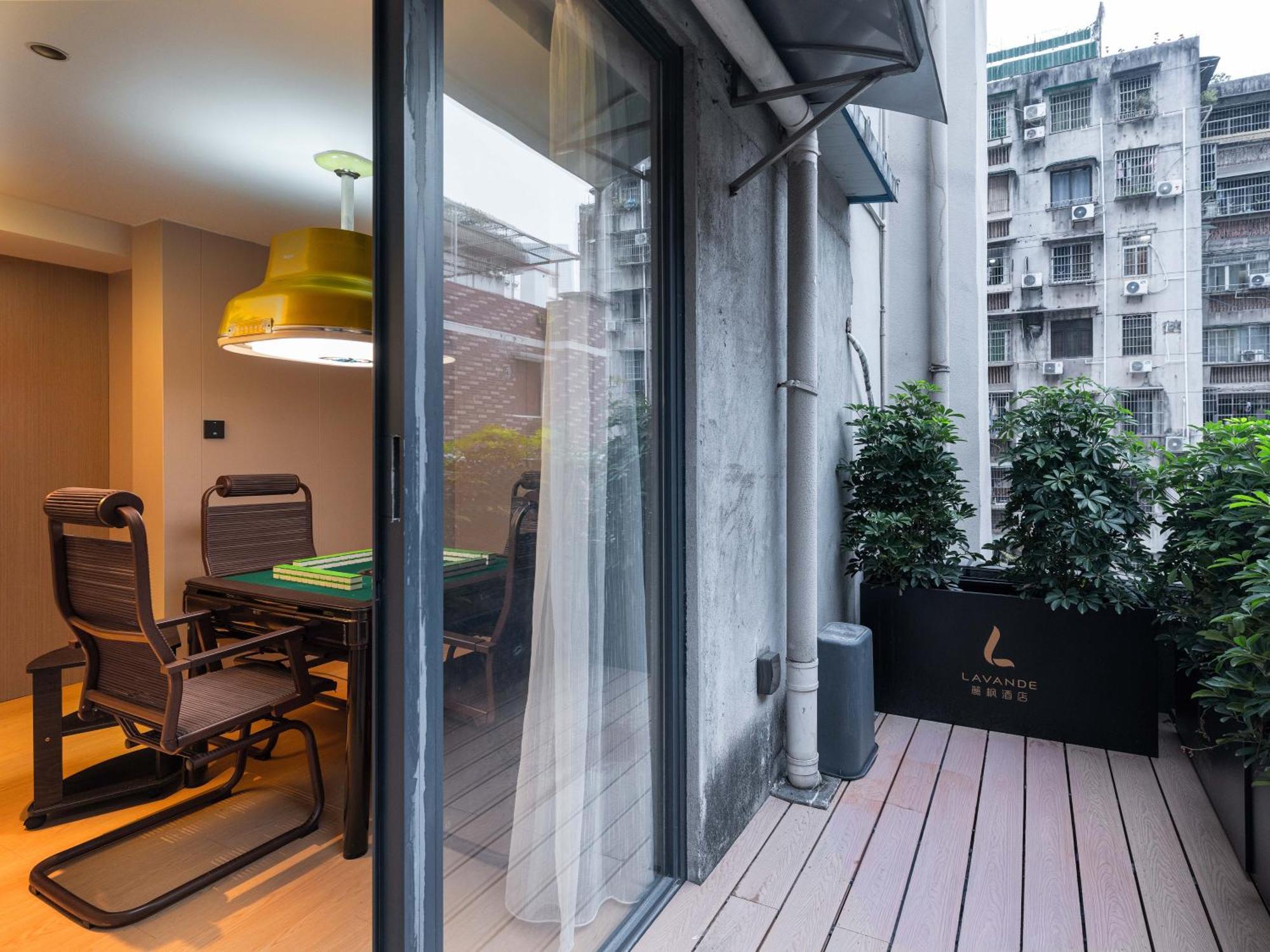 Lavande International Hotel Guangzhou Taikoo Hui Square Shipaiqiao Metro Station Branch - Free Shuttle Bus To Canton Fair Complex During Canton Fair Period & Free Vpn Internet Access Bagian luar foto