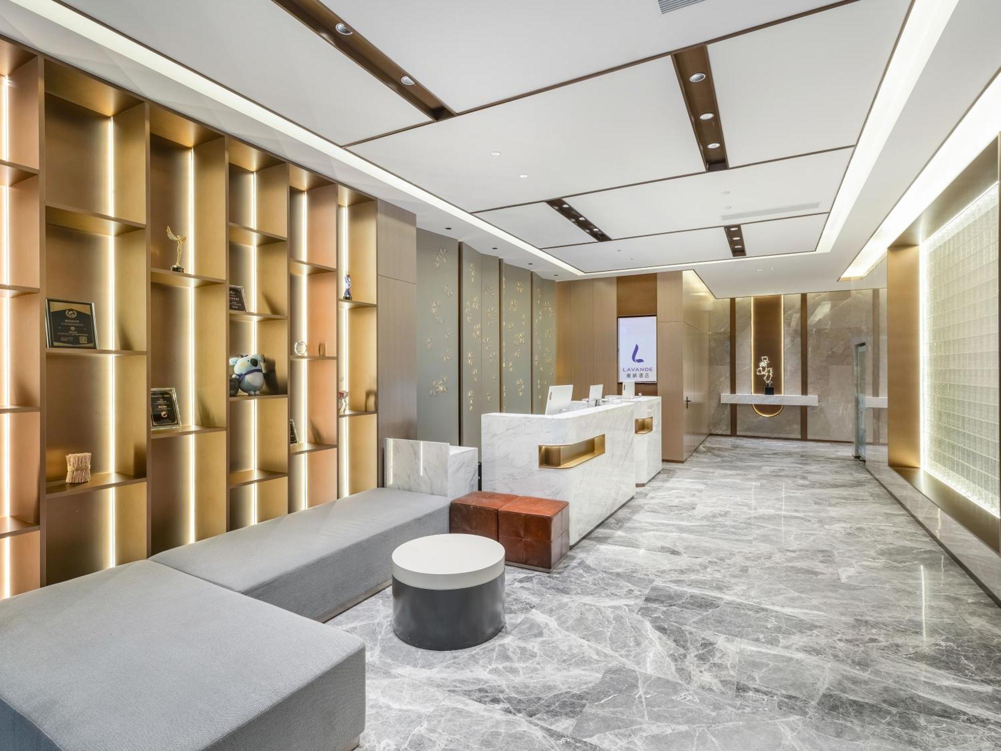 Lavande International Hotel Guangzhou Taikoo Hui Square Shipaiqiao Metro Station Branch - Free Shuttle Bus To Canton Fair Complex During Canton Fair Period & Free Vpn Internet Access Bagian luar foto