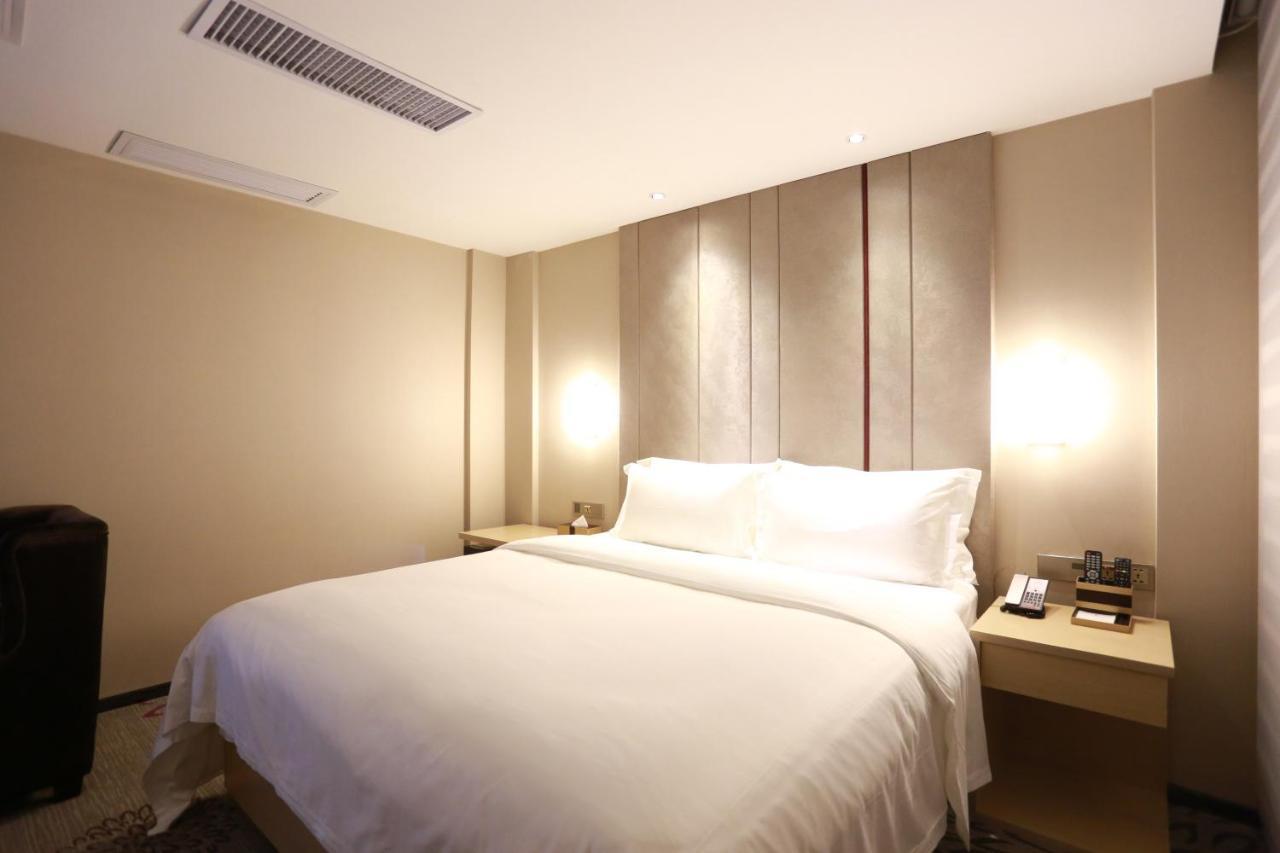 Lavande International Hotel Guangzhou Taikoo Hui Square Shipaiqiao Metro Station Branch - Free Shuttle Bus To Canton Fair Complex During Canton Fair Period & Free Vpn Internet Access Bagian luar foto