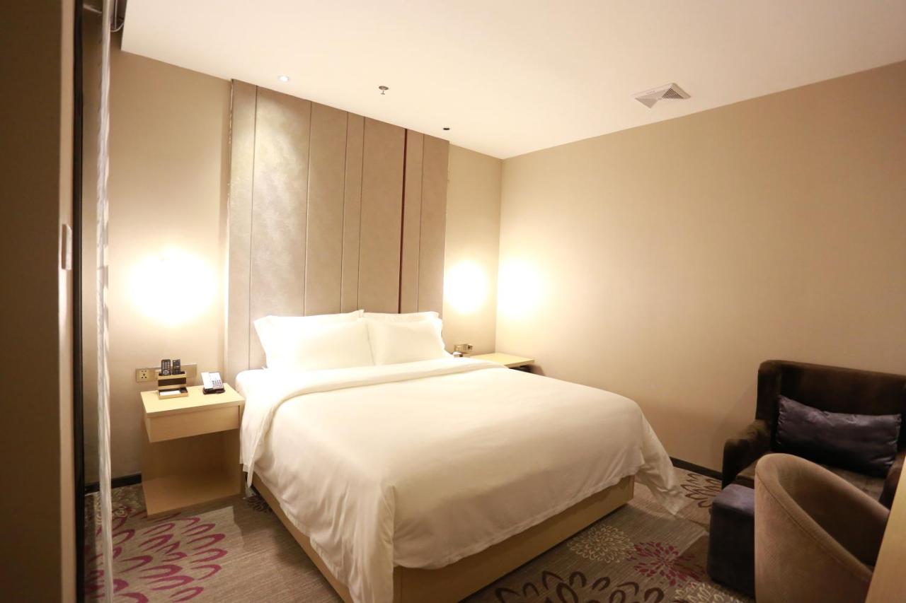 Lavande International Hotel Guangzhou Taikoo Hui Square Shipaiqiao Metro Station Branch - Free Shuttle Bus To Canton Fair Complex During Canton Fair Period & Free Vpn Internet Access Bagian luar foto