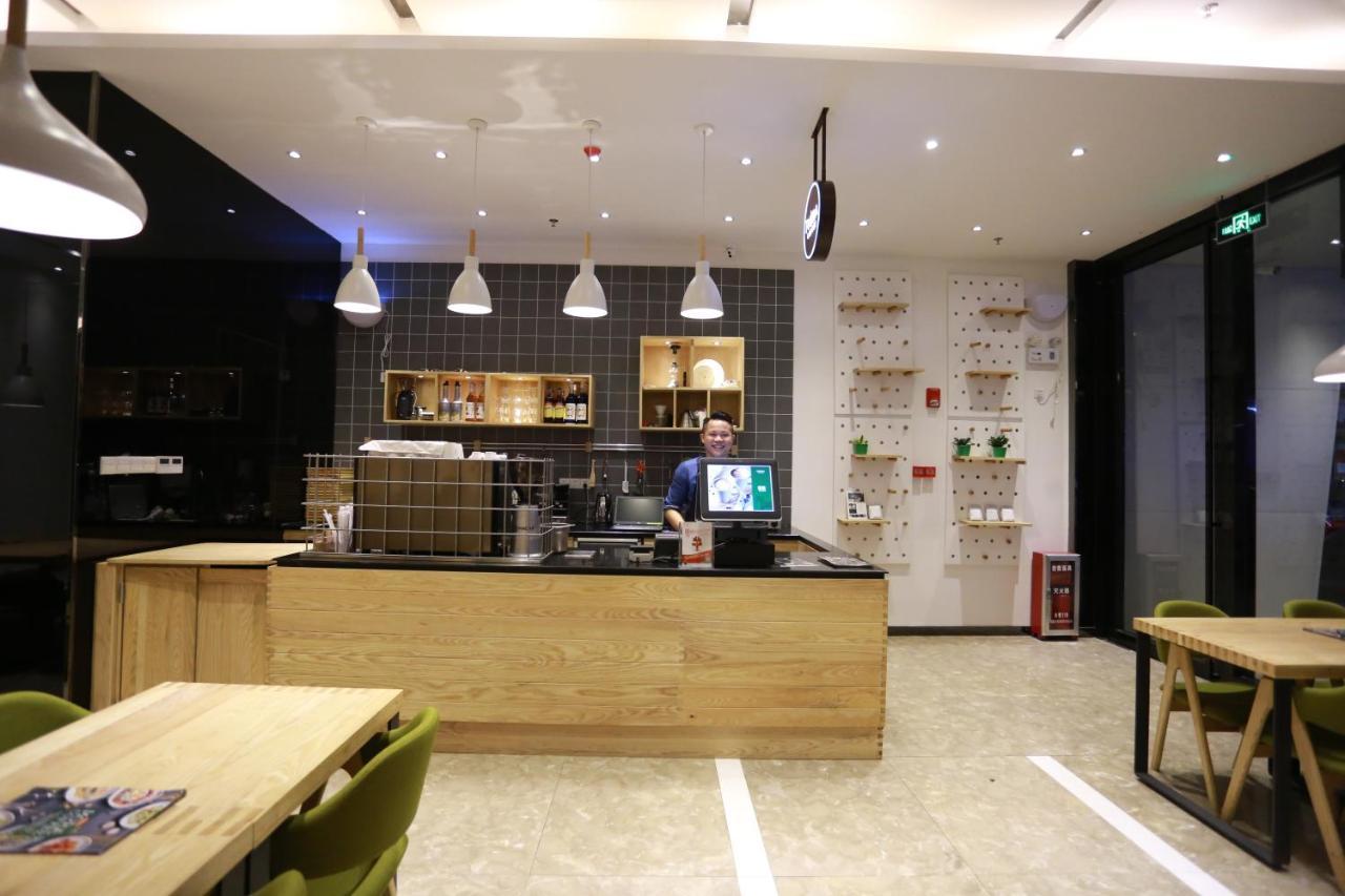 Lavande International Hotel Guangzhou Taikoo Hui Square Shipaiqiao Metro Station Branch - Free Shuttle Bus To Canton Fair Complex During Canton Fair Period & Free Vpn Internet Access Bagian luar foto