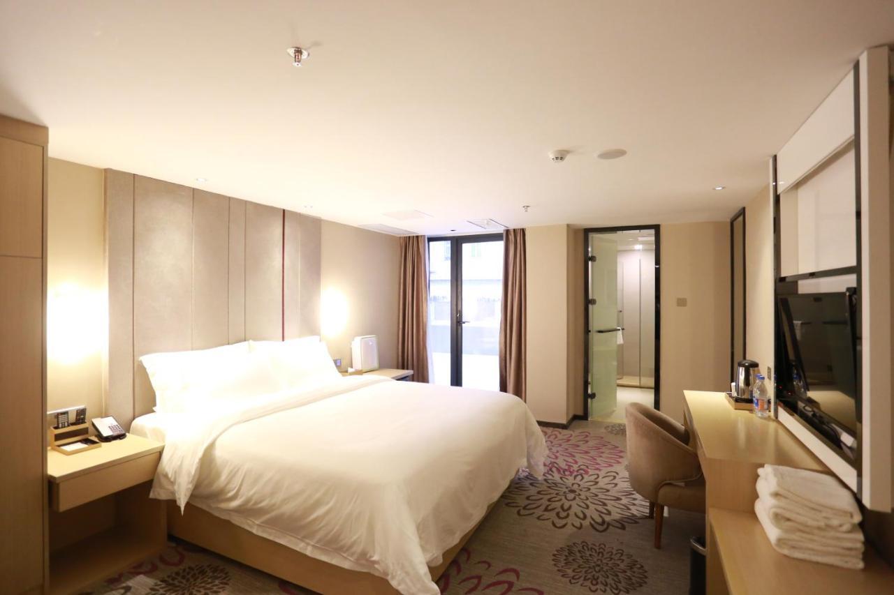 Lavande International Hotel Guangzhou Taikoo Hui Square Shipaiqiao Metro Station Branch - Free Shuttle Bus To Canton Fair Complex During Canton Fair Period & Free Vpn Internet Access Bagian luar foto