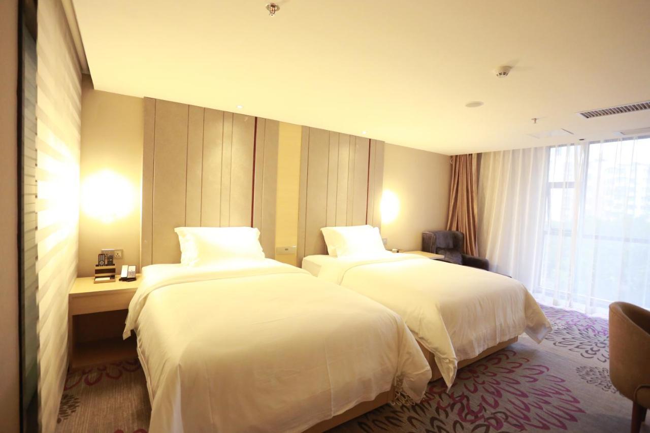 Lavande International Hotel Guangzhou Taikoo Hui Square Shipaiqiao Metro Station Branch - Free Shuttle Bus To Canton Fair Complex During Canton Fair Period & Free Vpn Internet Access Bagian luar foto