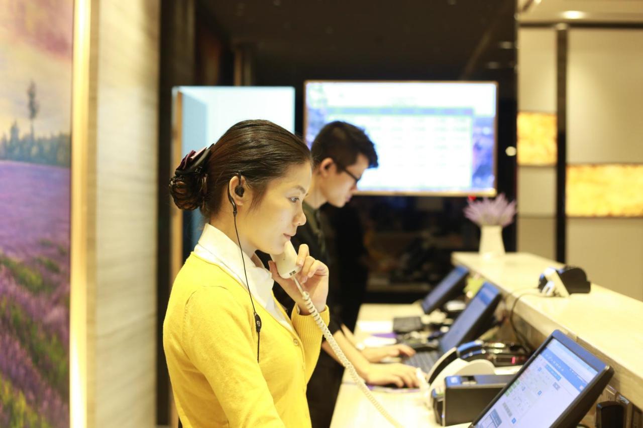 Lavande International Hotel Guangzhou Taikoo Hui Square Shipaiqiao Metro Station Branch - Free Shuttle Bus To Canton Fair Complex During Canton Fair Period & Free Vpn Internet Access Bagian luar foto